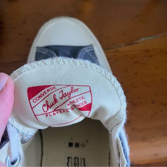 COMME DES GARÇONS PLAY CONVERSE CHUCK TAYLOR LOW GREY 9 - Picture 8 of 12